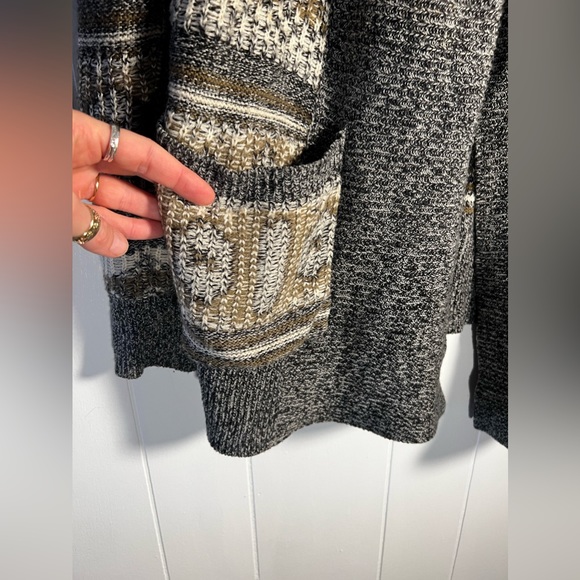 Vintage Sweater - Picture 2 of 6